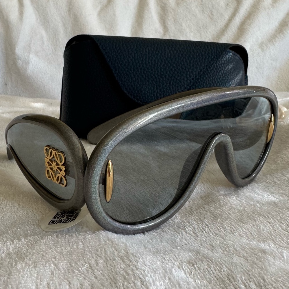 LOEWE Wave Mask Anagram Sunglasses Authentic